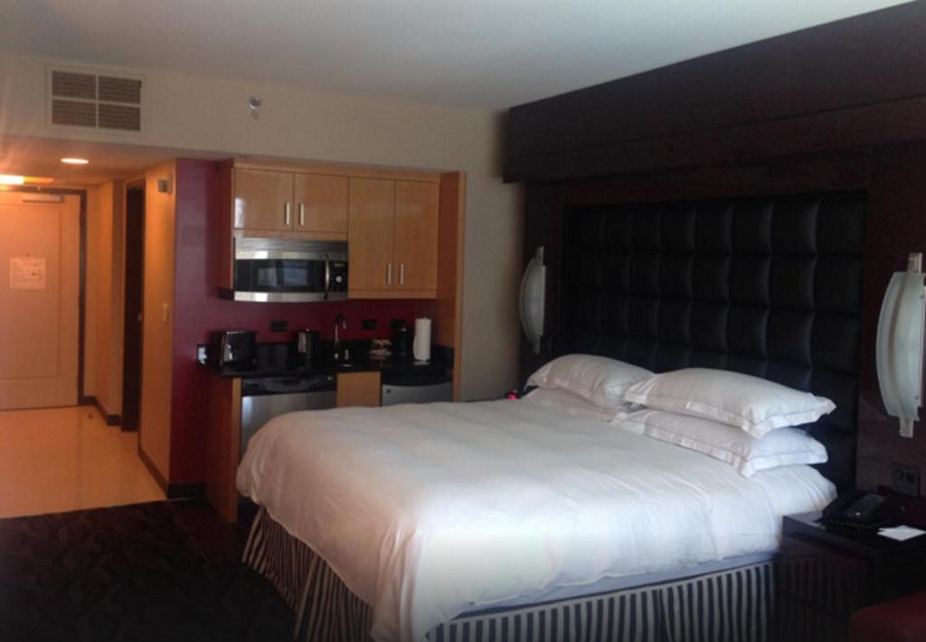 Suites At Elara Las Vegas Center Strip-No Resort Fees 客房 照片