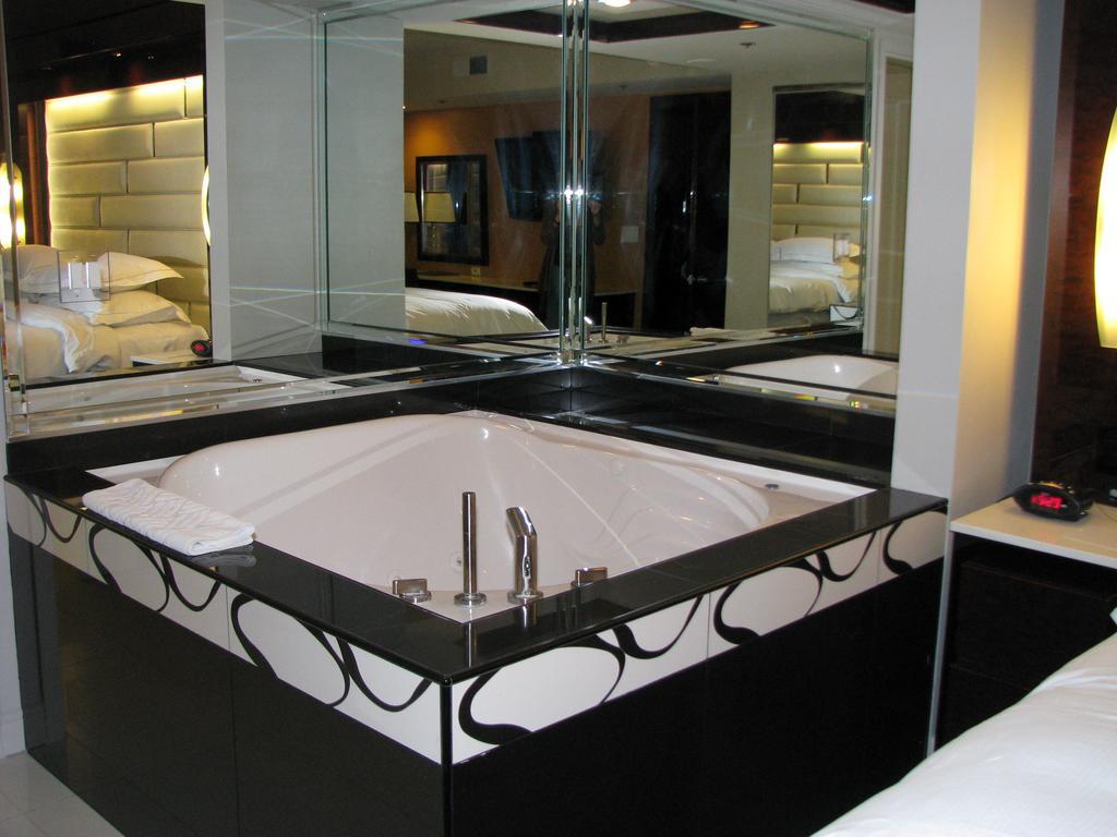 Suites At Elara Las Vegas Center Strip-No Resort Fees 客房 照片